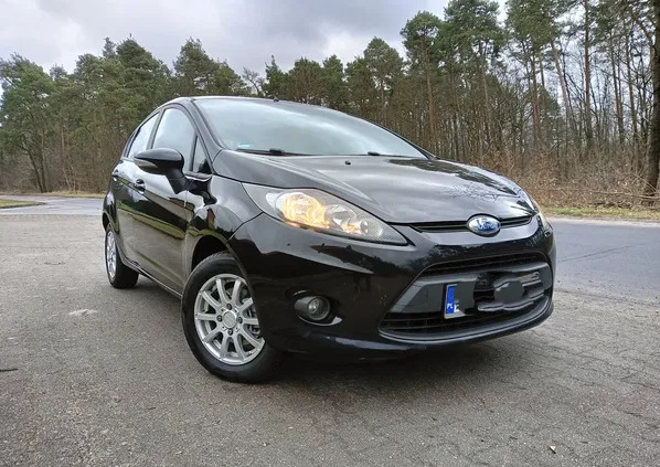 żary Ford Fiesta cena 18700 przebieg: 179200, rok produkcji 2009 z Żary